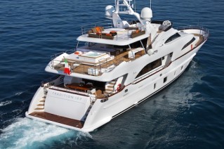 Benetti Tradition 105 Motor Yacht Aft